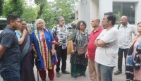 তিন সমন্বয়কের খোঁজে ডিবি কার্যালয়ে ১২ শি...